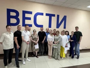Сотрудники телекомпании «Волгоград-ТРВ» получили важные знания о том, как избежать перегрева и оказать первую помощь при тепловом ударе